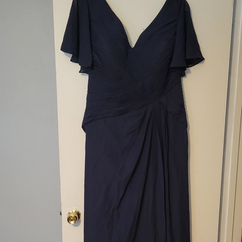 Bridesmaid/Mother of Bride gown Navy Size 22